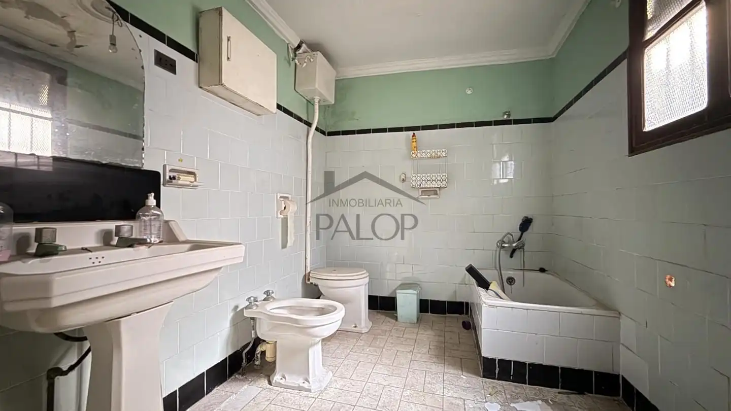 Baño de Casa o chalet en venta en Carcaixent con Terraza, Trastero y Amueblado
