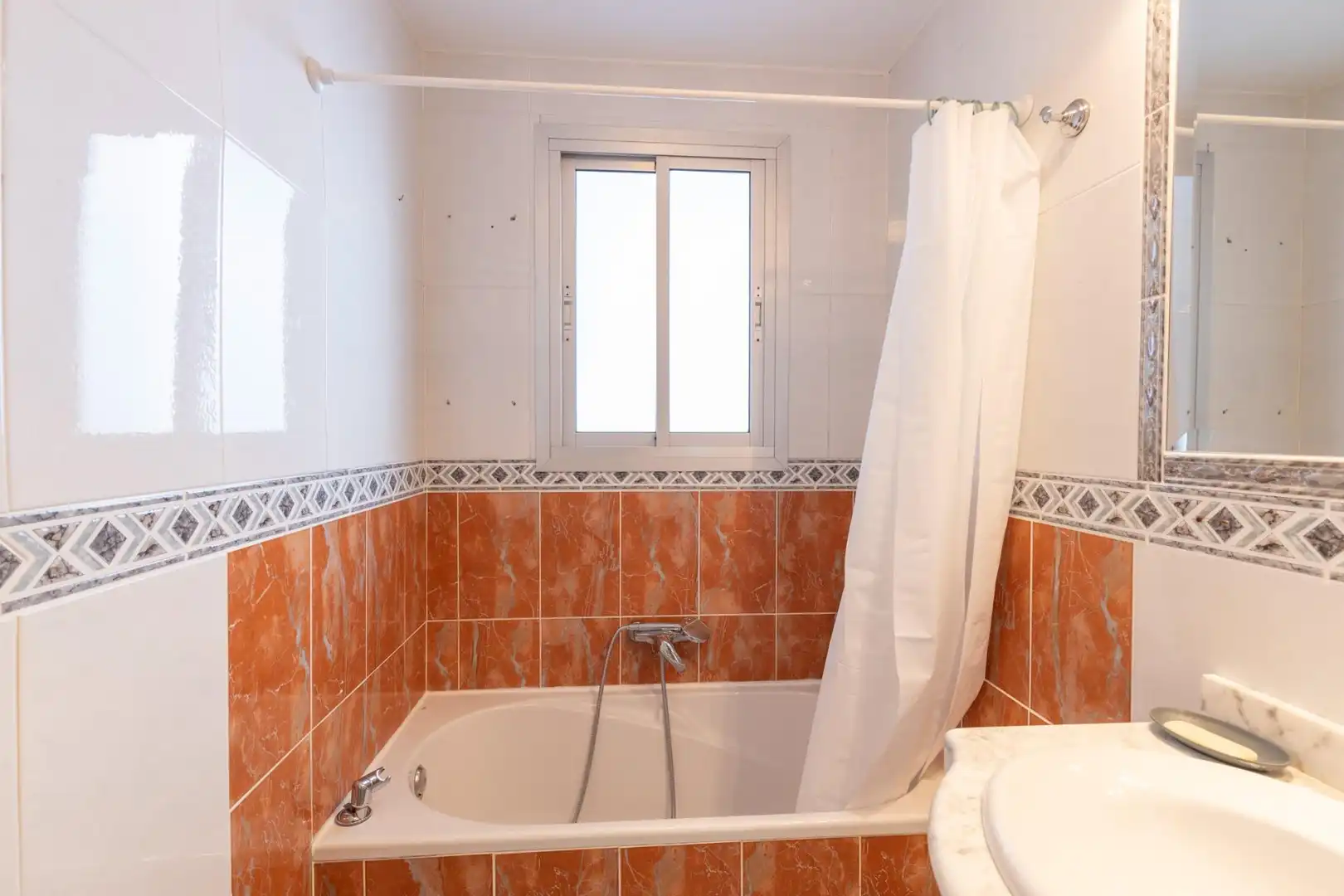 Bathroom of Flat for sale in Salobreña  with Terrace and Balcony