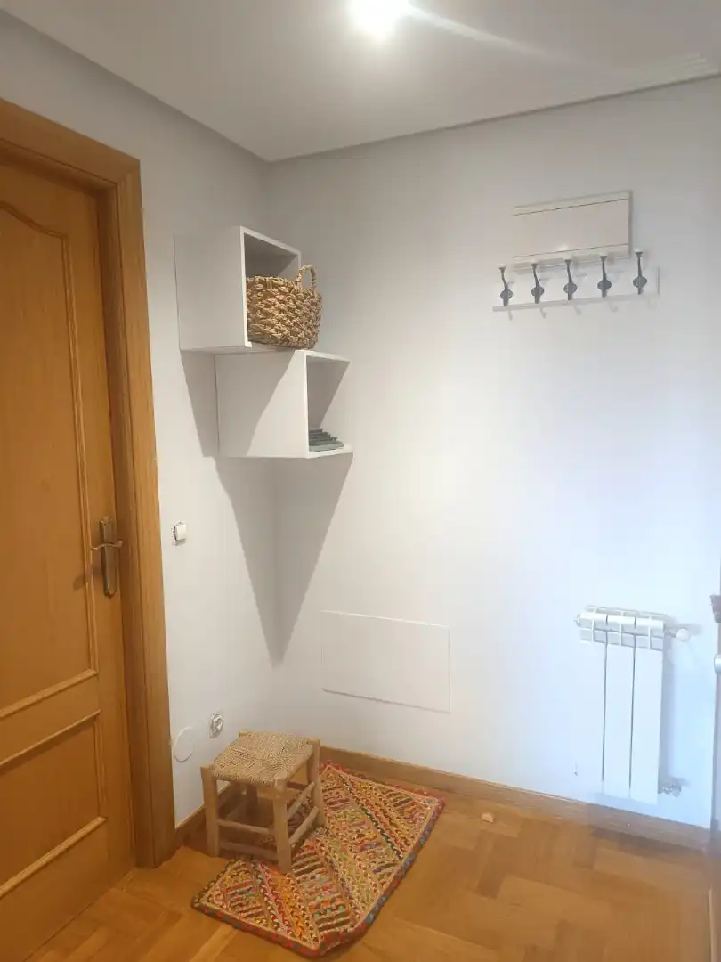 Flat for rent in Noreña  with Heating, Parquet flooring and Furnished