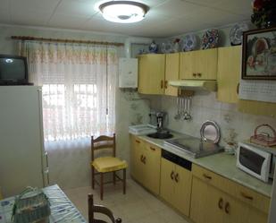 Kitchen of Single-family semi-detached for sale in La Bóveda de Toro   with Furnished, Oven and Washing machine