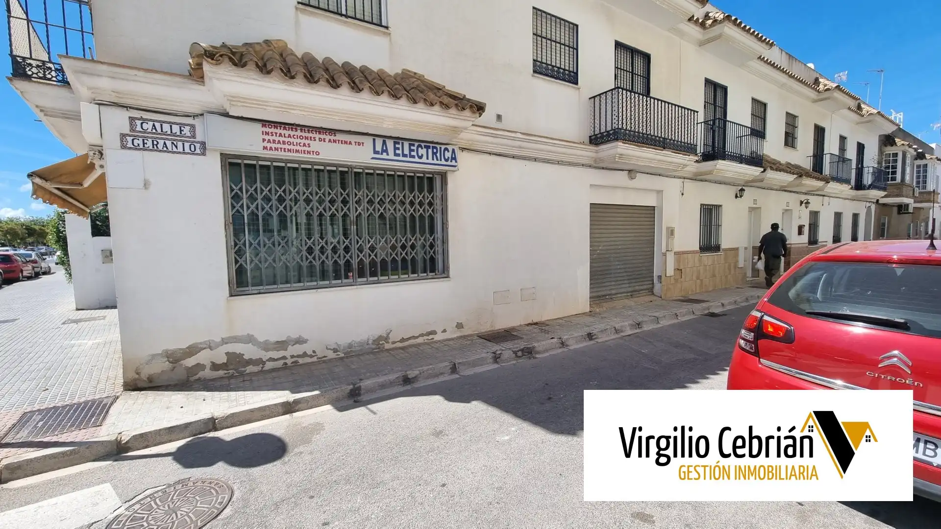 Vista exterior de Local en venta en Chipiona