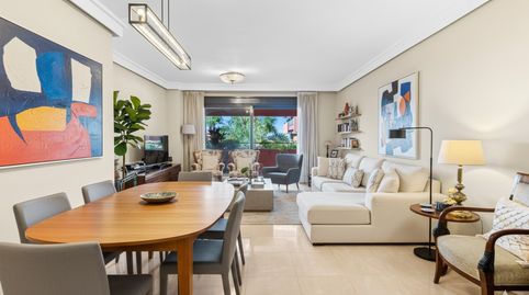 Espectacular apartamento de 3 dormitorios con vistas al mar y a pocos pasos de la playa!, imatge 3