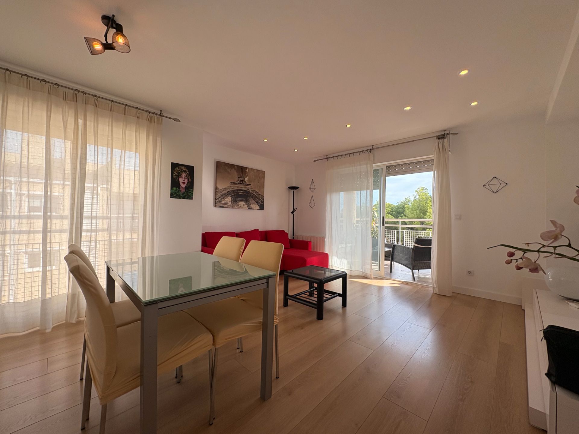 Flat to rent in Calle Denia, El Grao