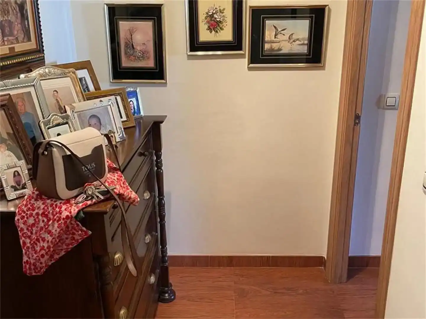 Attic for sale in Berja  with Air Conditioner