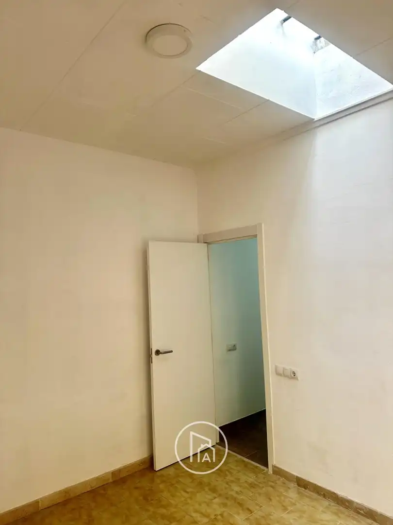 Dormitori de Planta baixa en venda en Valencia amb Aire condicionat, Calefacció i Terrassa