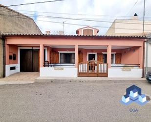 Vista exterior de Casa o xalet en venda en Lorca amb Aire condicionat, Terrassa i Traster