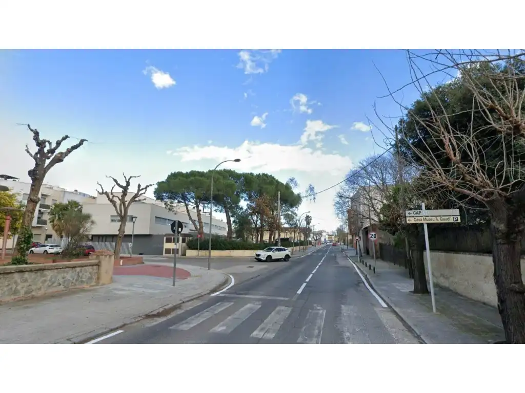 Pis en venda a Avenida Reus De