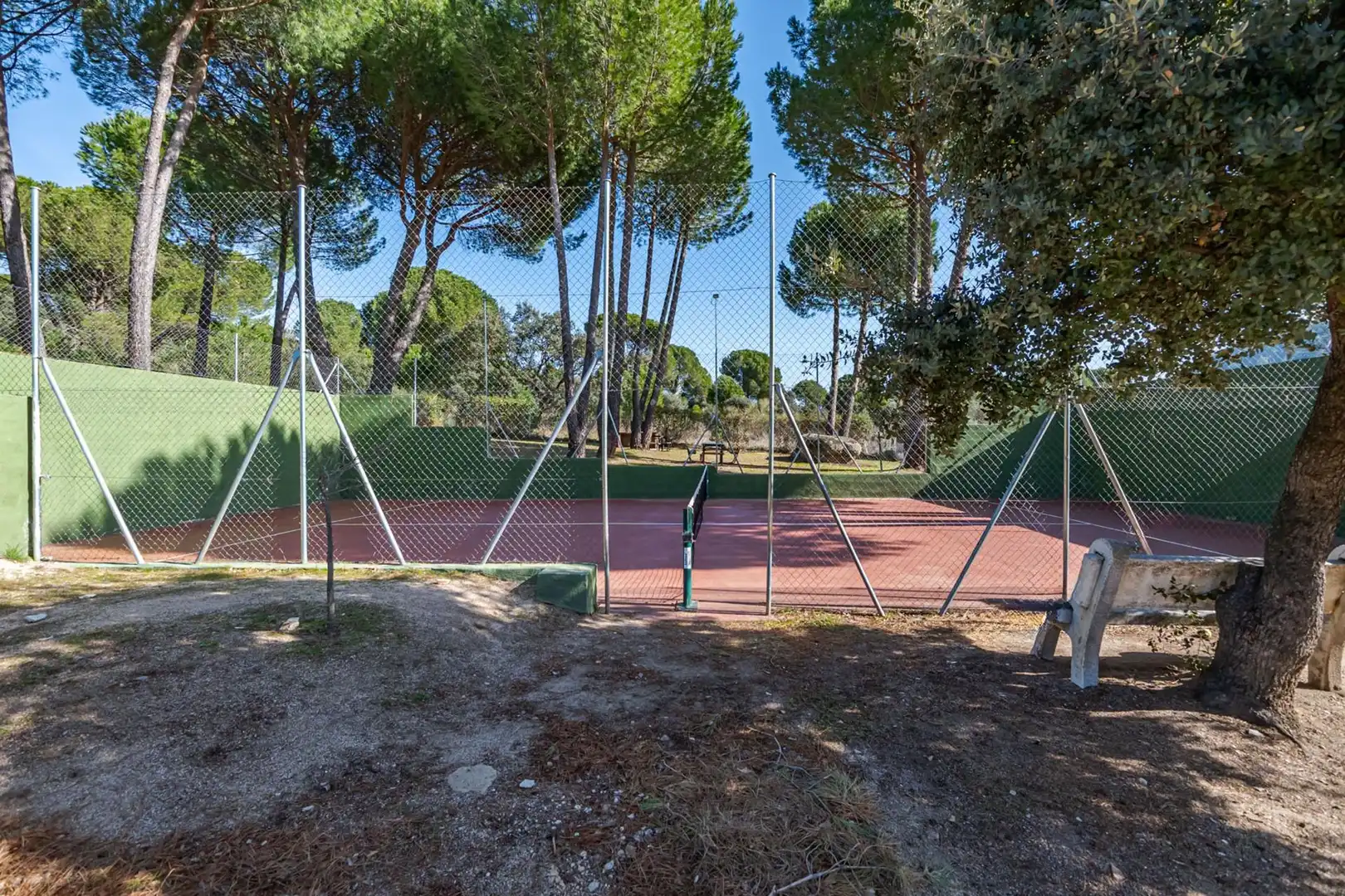 Jardí de Finca rústica en venda en El Tiemblo  amb Calefacció, Jardí privat i Terrassa