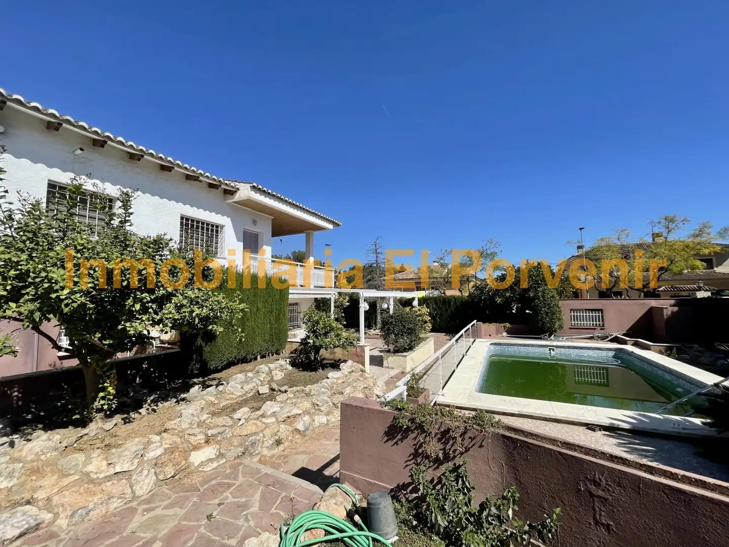 Vista exterior de Casa o chalet en venta en Torrent con Aire acondicionado, Jardín privado y Terraza