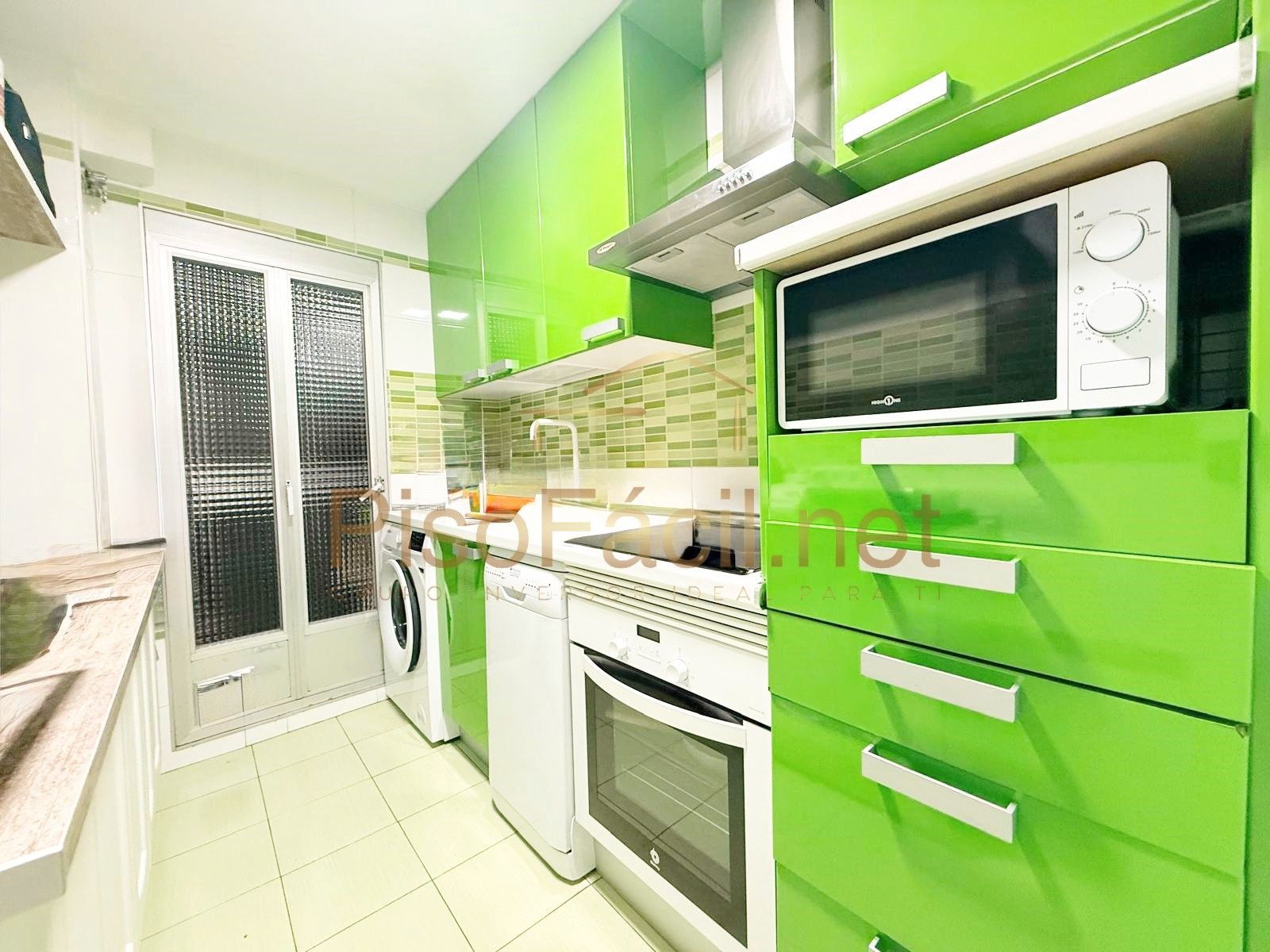 Cuina de Pis en venda en Parla amb Aire condicionat, Calefacció i Parquet