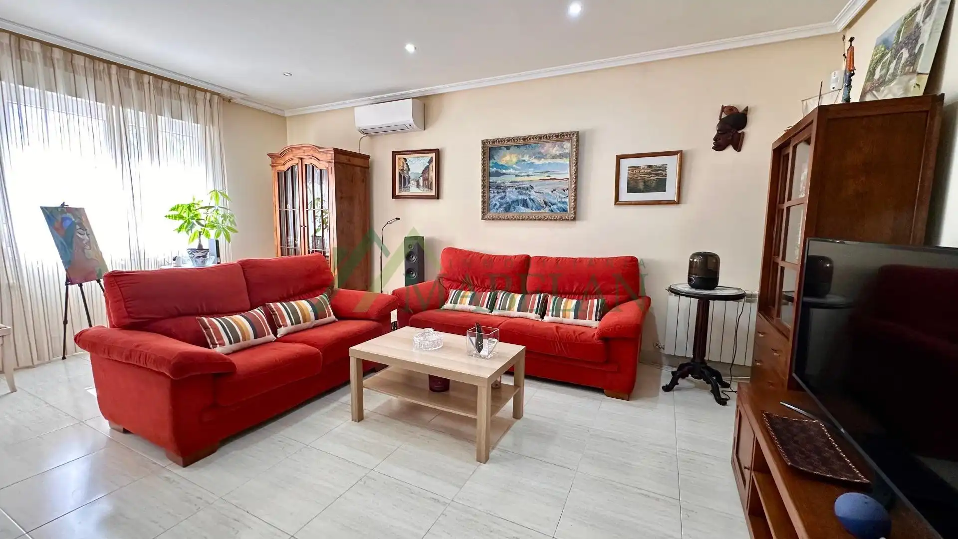 Sala de estar de Casa adosada en venta en Valdemorillo pueblo