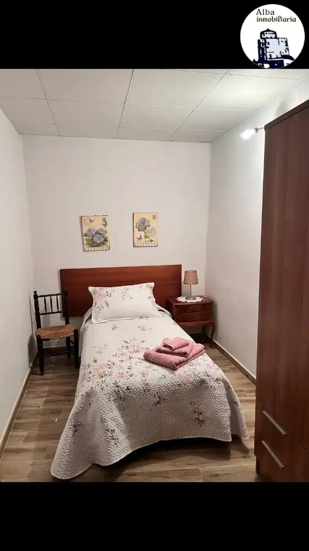 Dormitori de Finca rústica en venda en Anaya de Alba amb Terrassa i Moblat