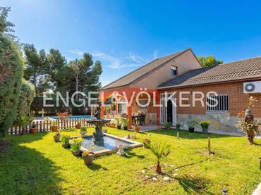 Casa con piscina in vendita a Mejorada del Campo
