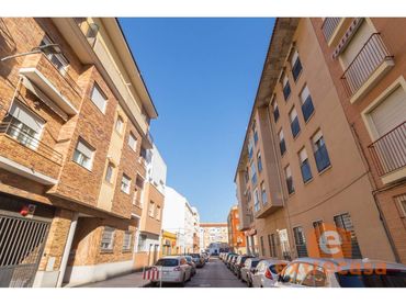 Apartament amb ascensor en venda a Pardaleras