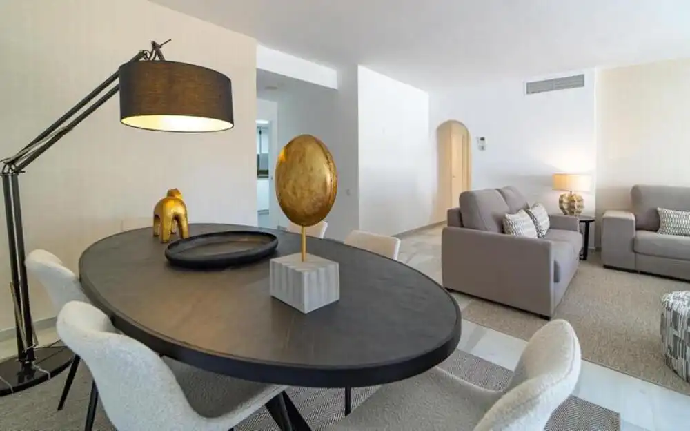 Apartamento de alquiler en Puerto Banús