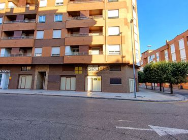 Gewerbefläche zur Miete in Avenida Pío XII 13