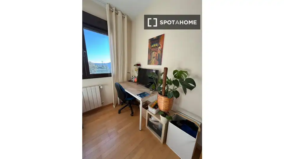 Bedroom of Flat for share in Madrid  with Air Conditioner, Terrace and Furnished