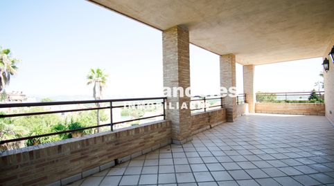 Foto 2 de Casa o xalet en venda a Avenida del Rio Turia, 92, Sierra Perenchiza - Cumbres de Calicanto - Sto Domingo, Chiva