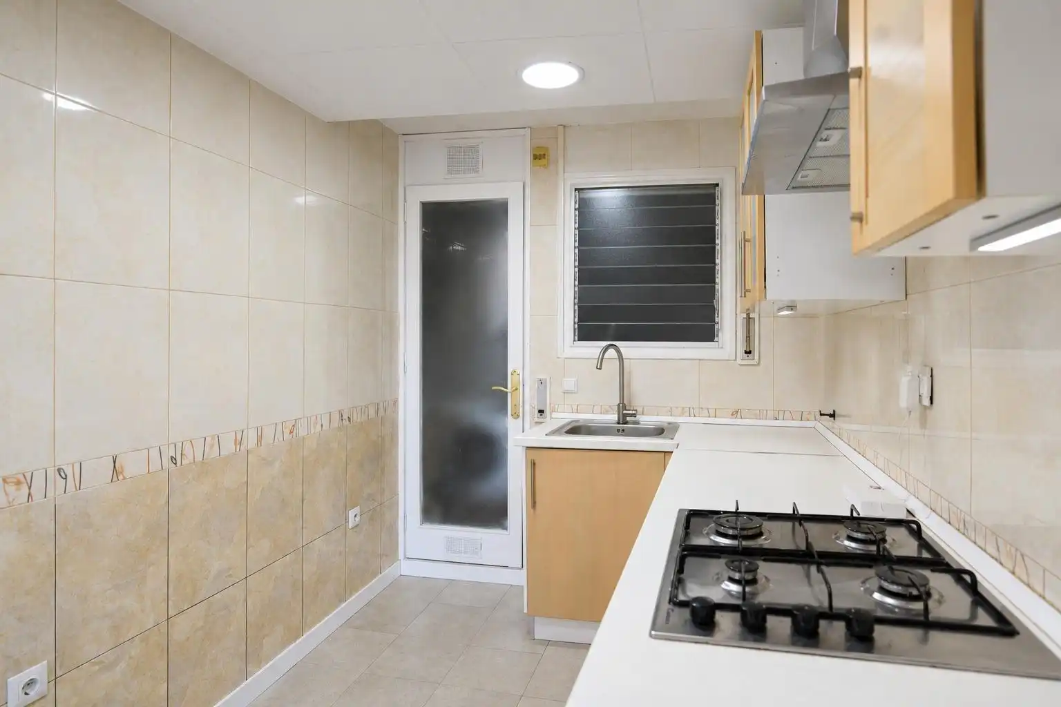 Kitchen of Flat for sale in Terrassa  with Heating and Balcony
