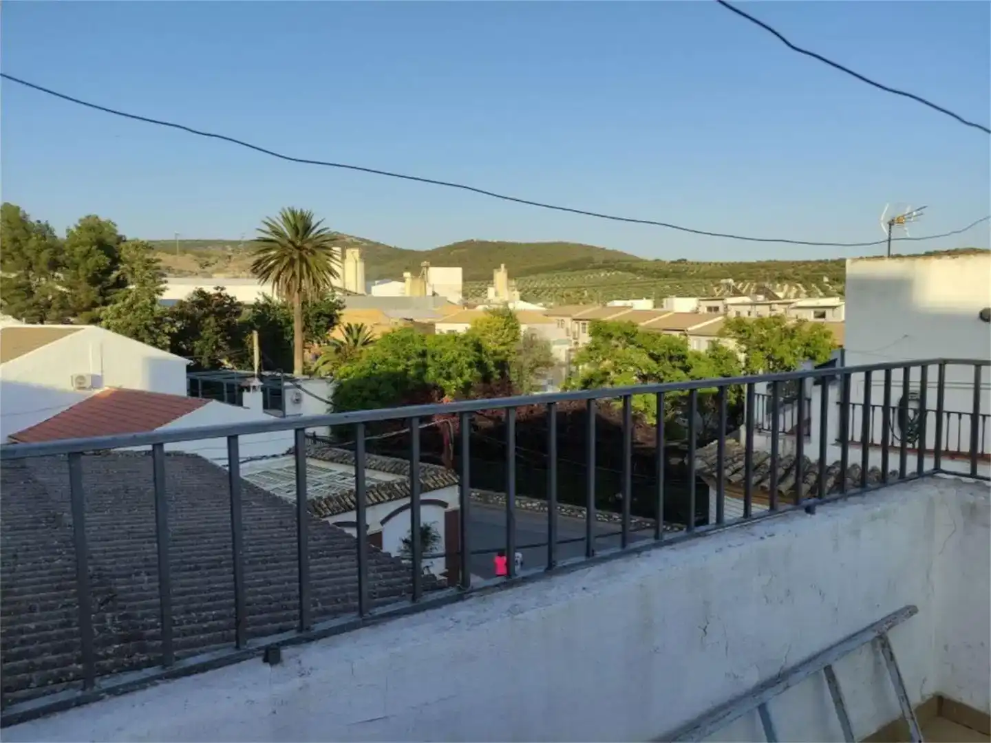 Vista exterior de Casa adosada en venta en Gilena con Aire acondicionado y Amueblado