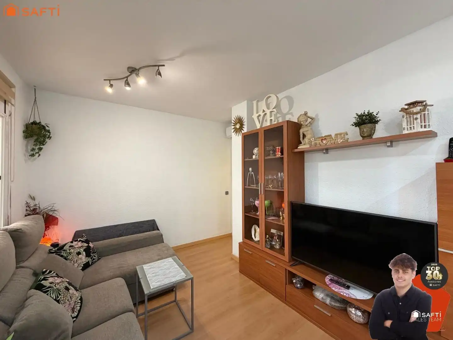 Sala d'estar de Pis en venda en Calella amb Terrassa i Piscina comunitària