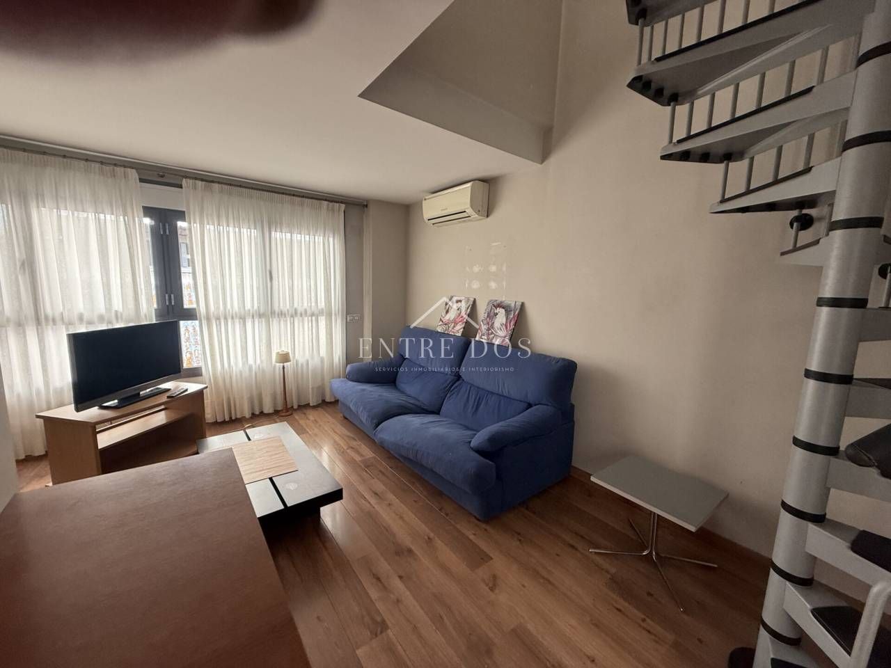 Sala d'estar de Dúplex de lloguer en Castellón de la Plana / Castelló de la Plana amb Aire condicionat, Terrassa i Moblat
