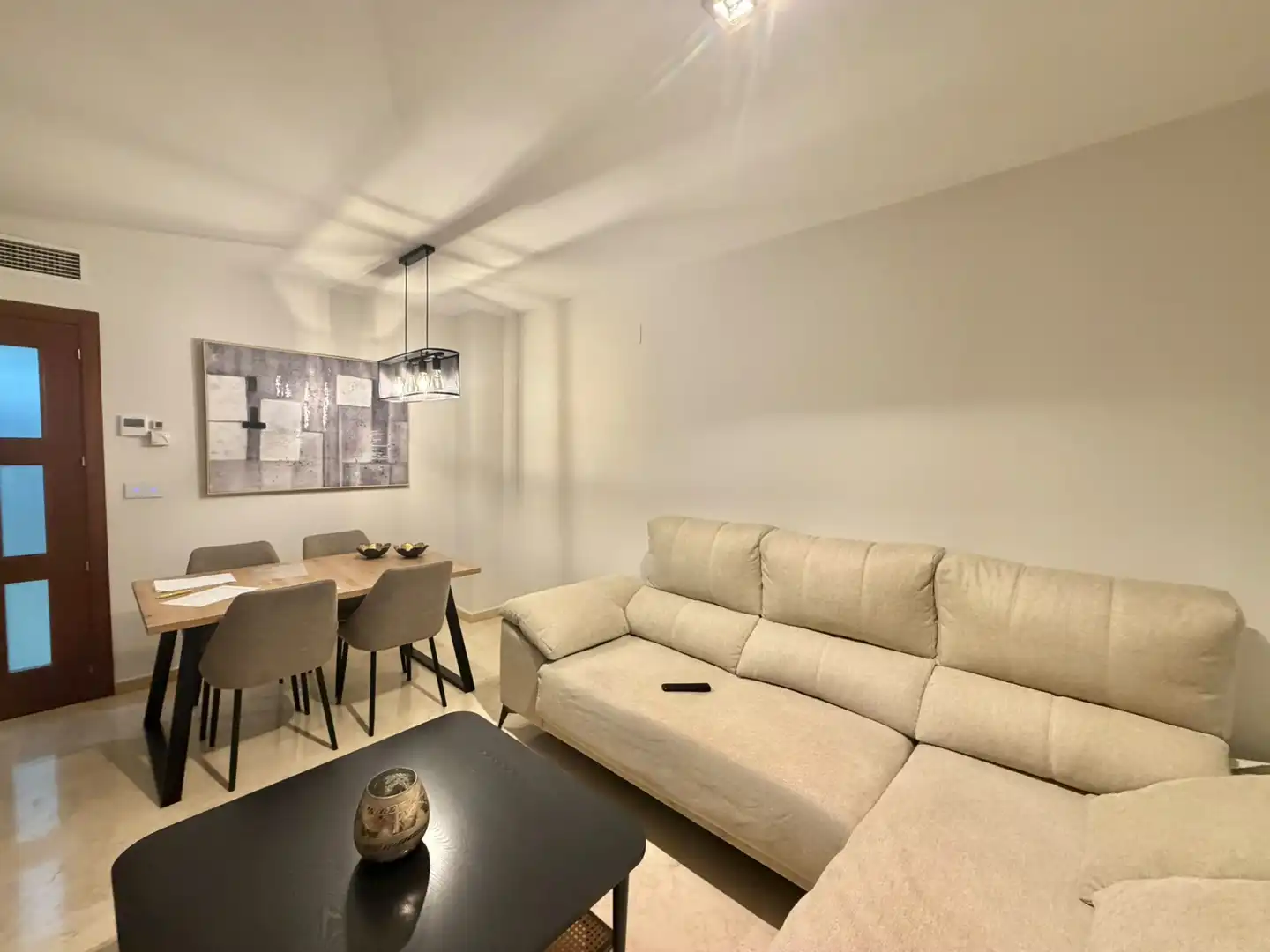 Living room of Flat for sale in Jaén  with Air Conditioner, Heating and Terrace