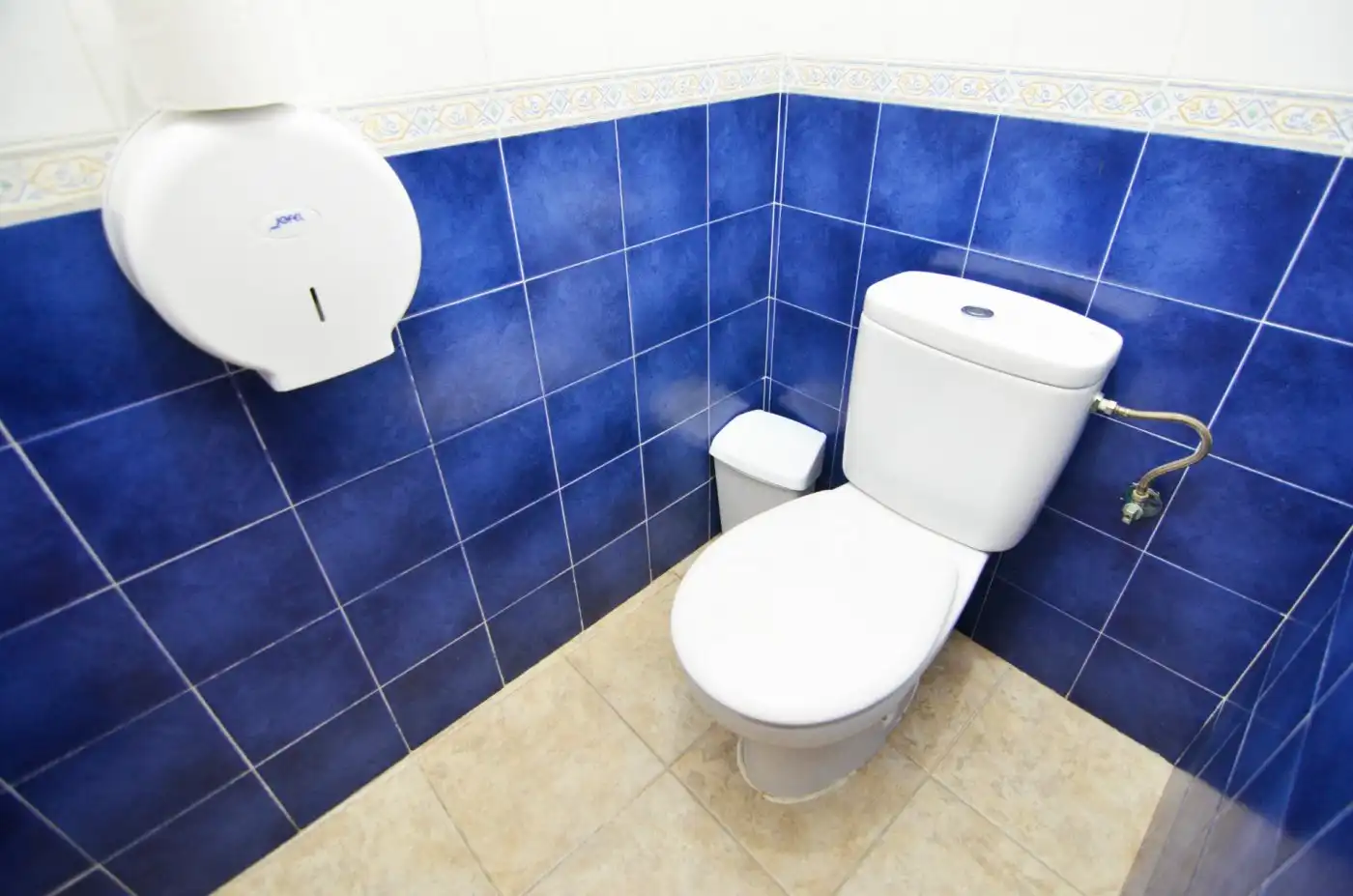 Bathroom of Commercial properties for sale in Aldeadávila de la Ribera