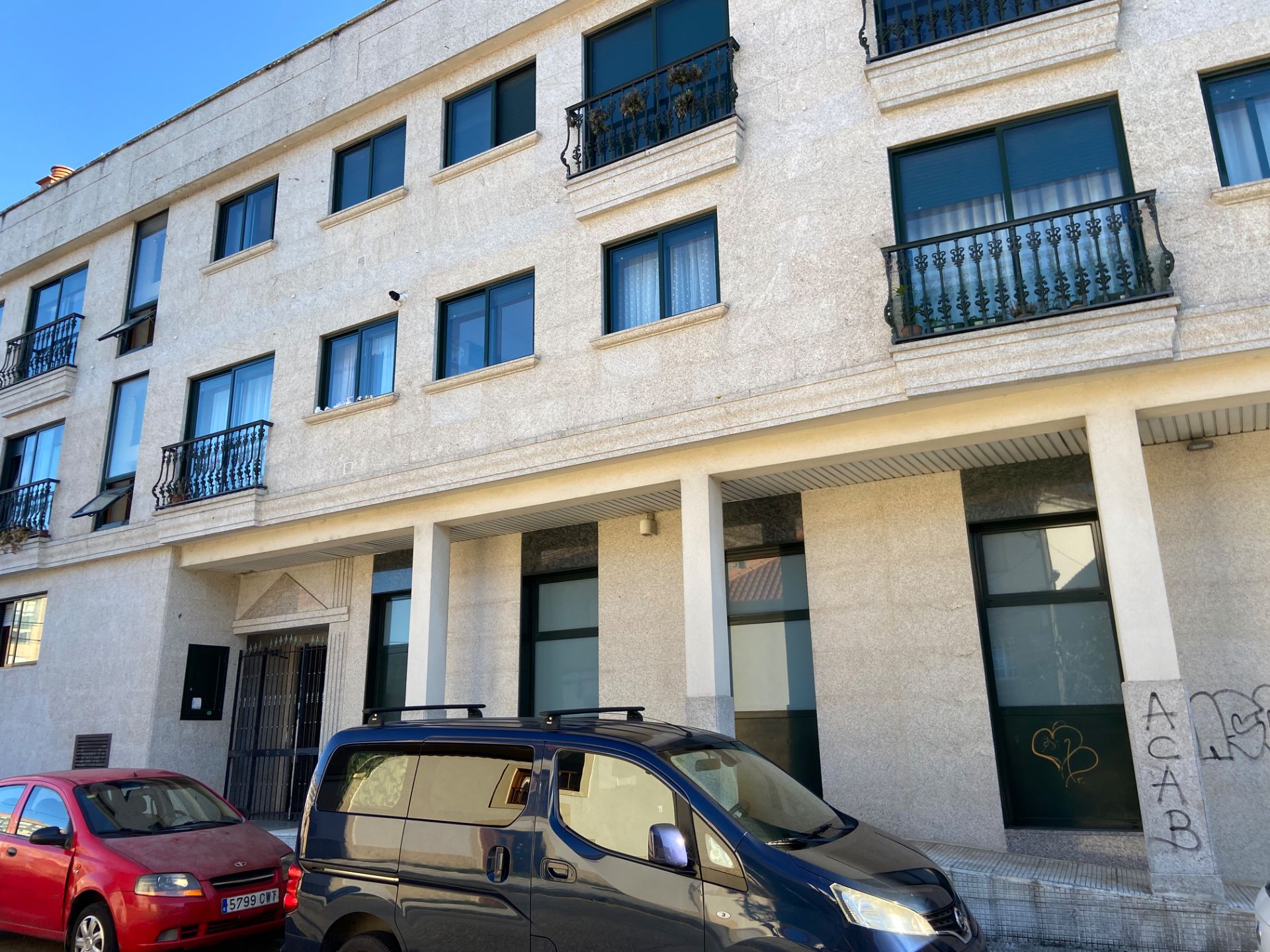 Exterior view of Duplex for sale in Vigo   with Heating, Parquet flooring and Storage room