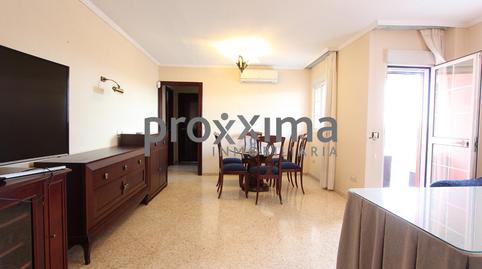 Foto 4 de Piso de alquiler en  Ciencias las, Colores -  Entreparques,  Sevilla Capital