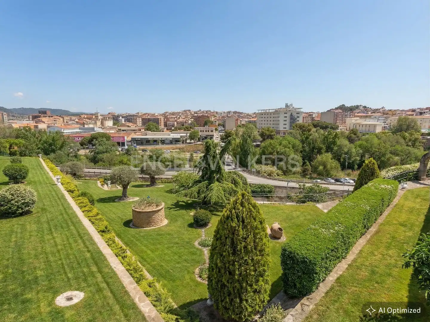 Vista exterior de Casa o xalet en venda en Manresa amb Calefacció, Jardí privat i Terrassa