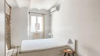Dormitori de Apartament de lloguer en  Barcelona Capital amb Aire condicionat i Calefacció