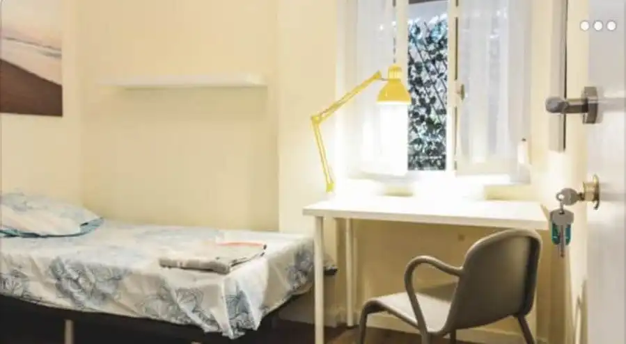Habitación de Piso de alquiler en Murcia con Amueblado, Horno y Lavadora