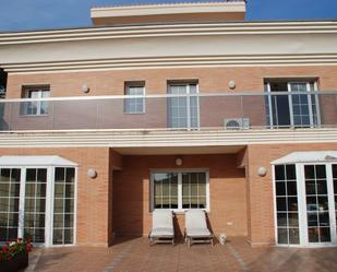 Vista exterior de Casa adosada en venda en Salou amb Terrassa, Traster i Moblat