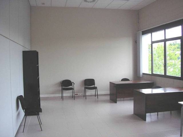 Oficina en Alquiler en Añorga - Zubieta