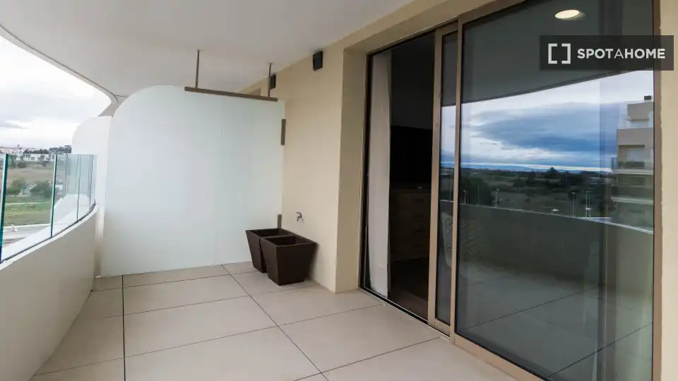 Terraza de Apartamento para compartir en El Puig de Santa Maria con Aire acondicionado, Terraza y Amueblado