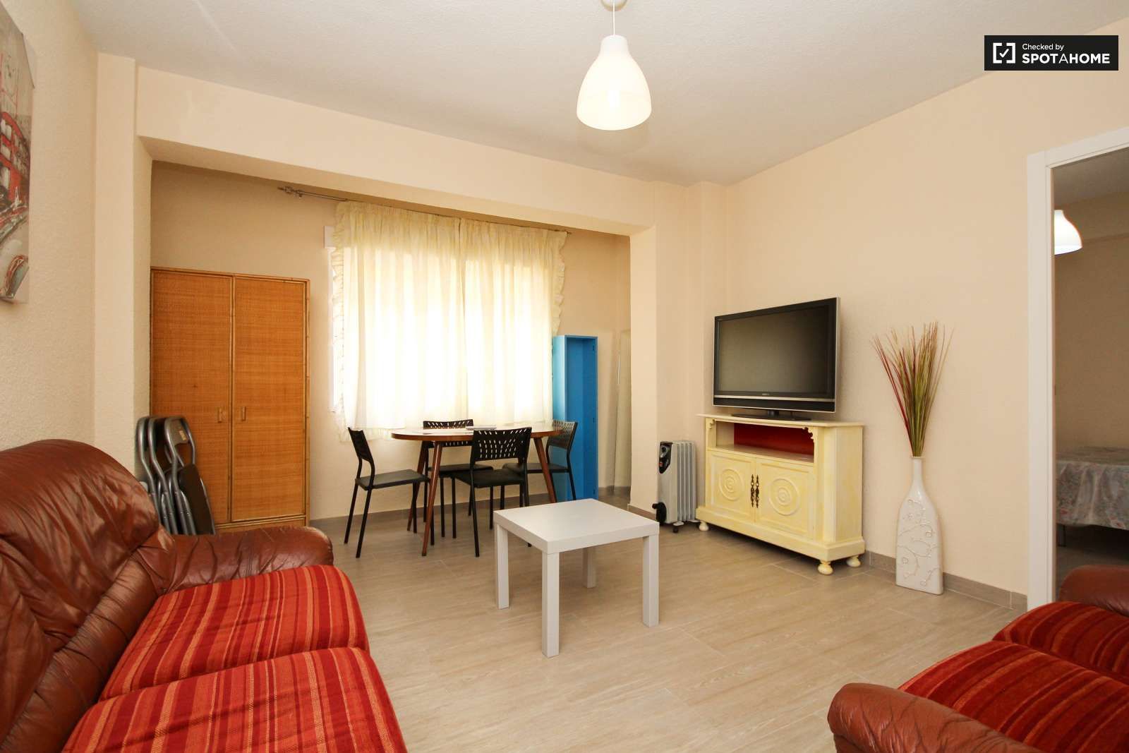 Apartament per a compartir a Camino de Ronda