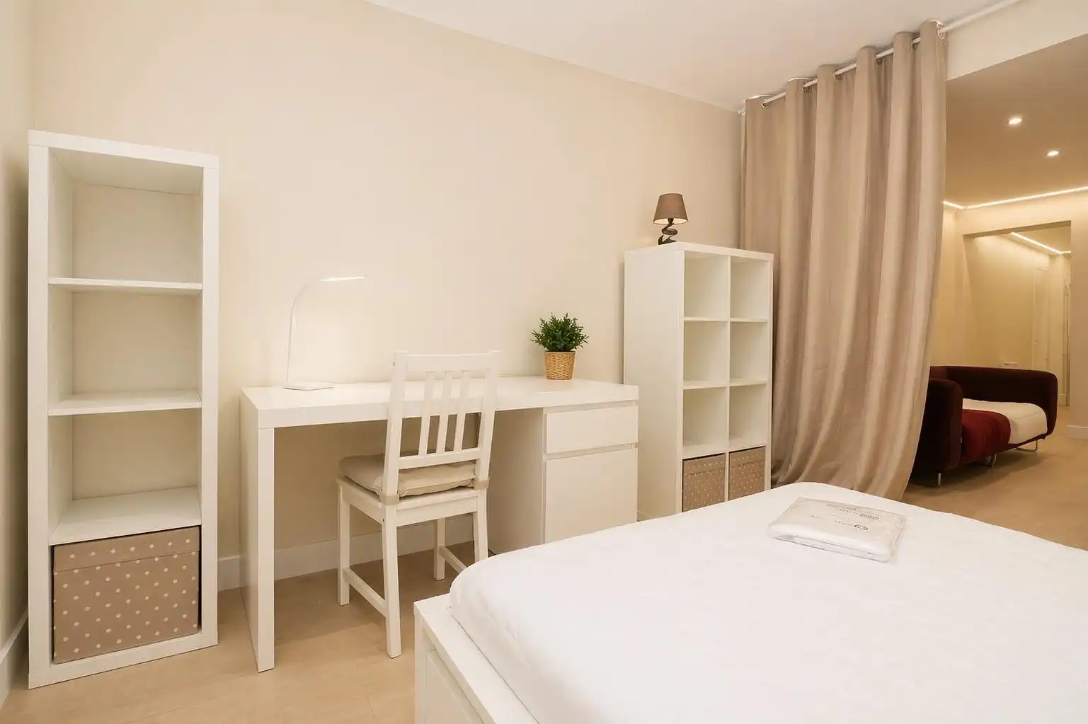 Habitación de Piso de alquiler en Madrid con Calefacción, Trastero y Amueblado