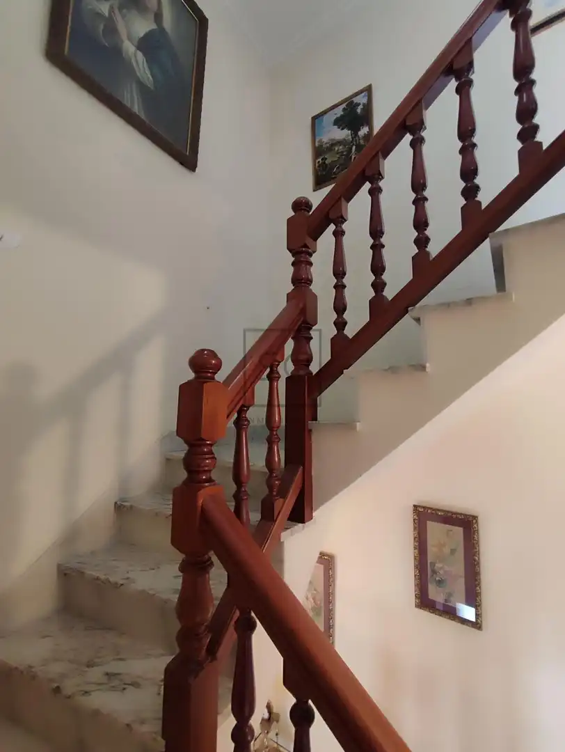 Einfamilien-Reihenhaus zum Verkauf in Ares mit Terrasse, Abstellraum und Möbliert