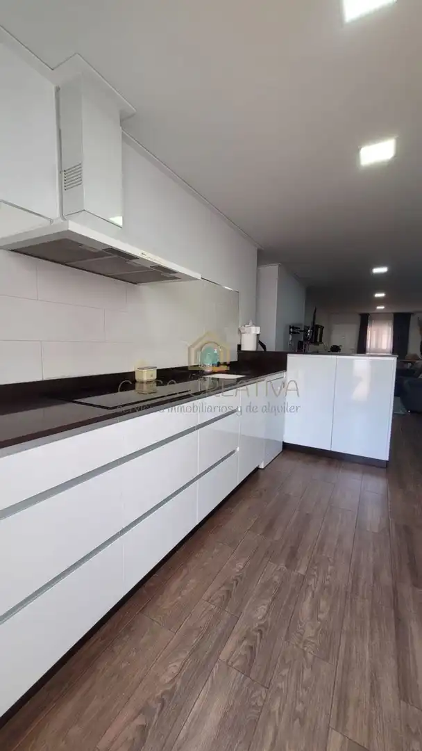 Cuina de Pis en venda en L'Olleria amb Aire condicionat i Terrassa