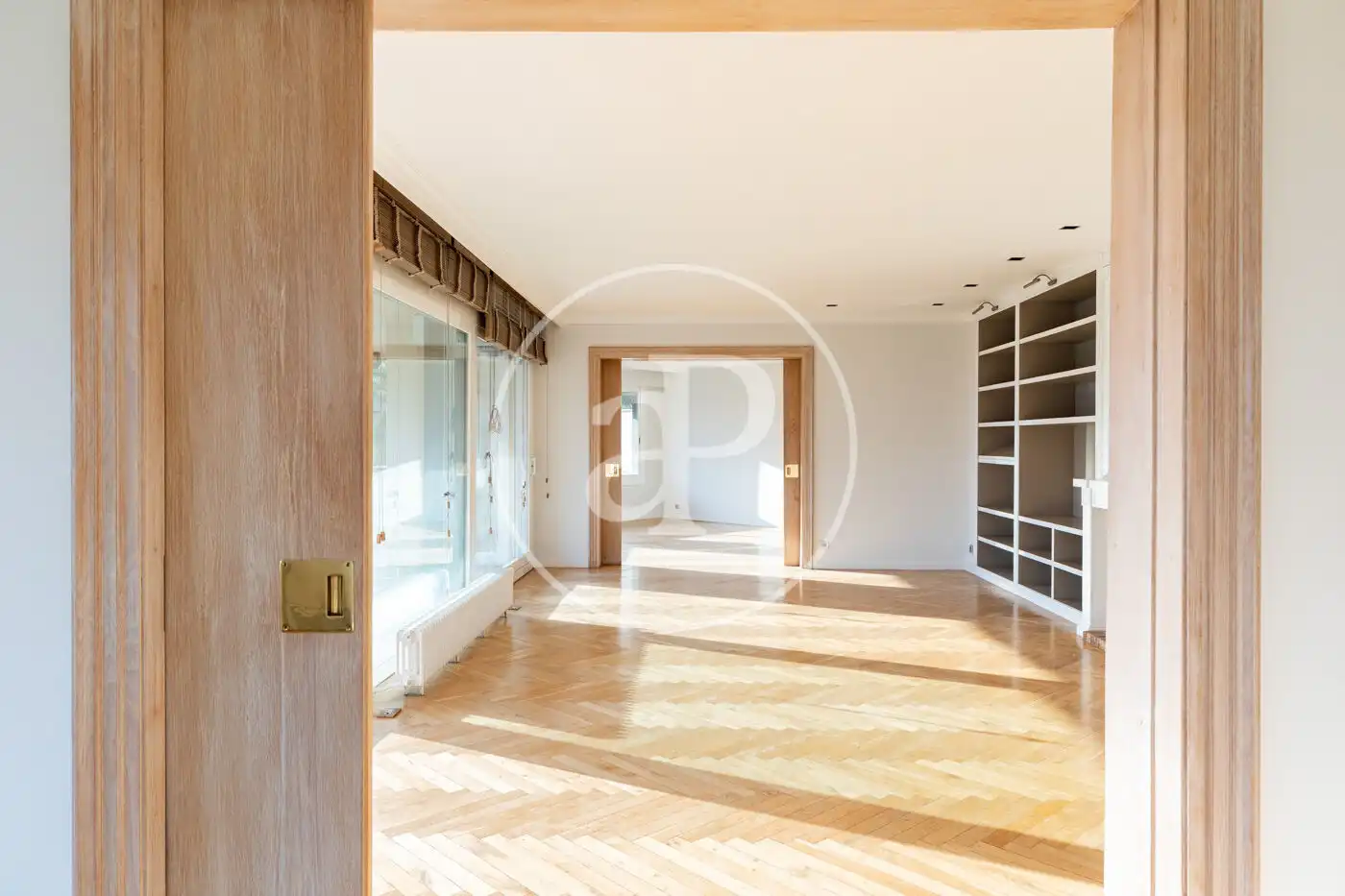 Flat for rent in Barcelona  with Air Conditioner, Heating and Terrace