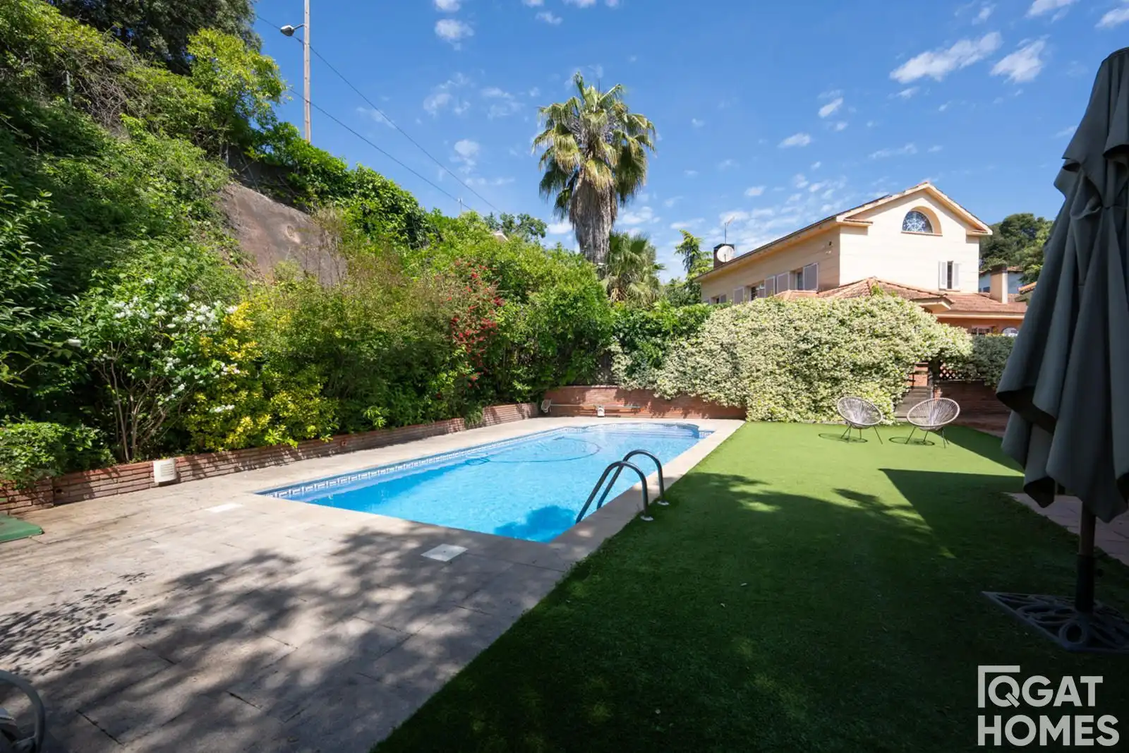 Swimming pool of Houses for sale in Sant Cugat del Vallès  with Heating, Terrace and Storage room