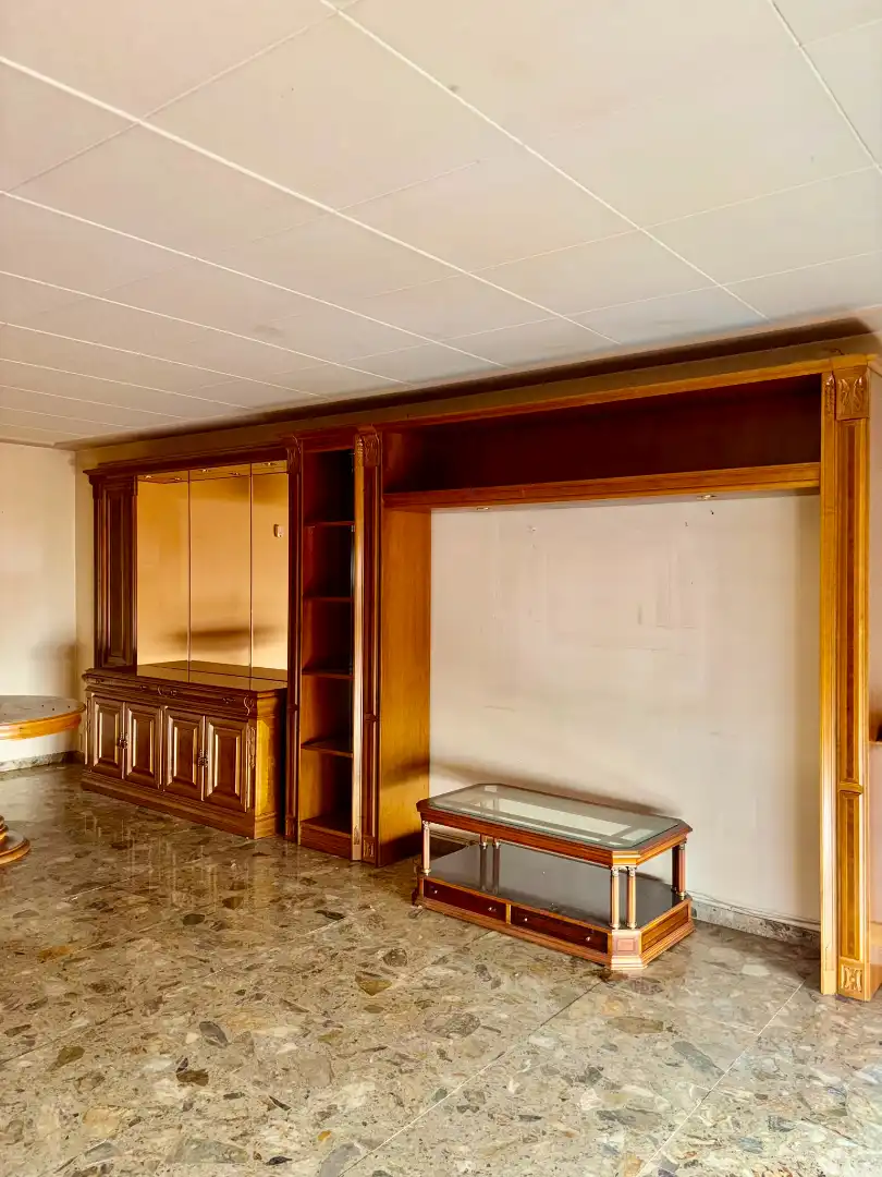 Detached homes for sale in Salt  with Heating, Balcony and Alarm
