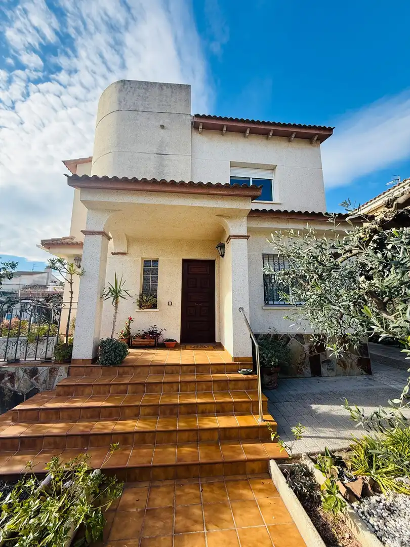 Casa con piscina en venta en Segur de Calafell, imagen 3