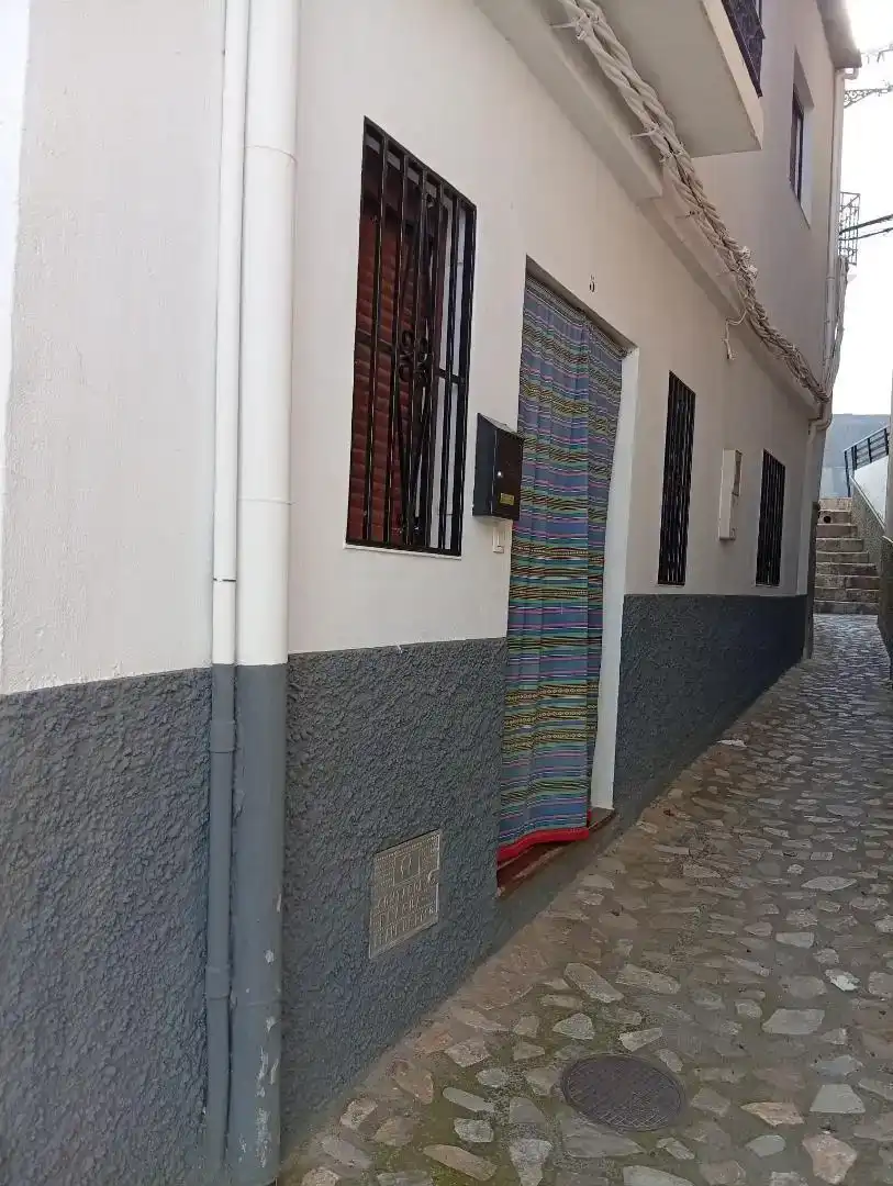 Vista exterior de Casa adosada en venta en Cáñar con Amueblado, Horno y Lavadora