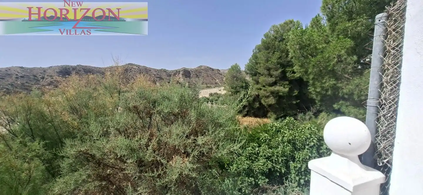 Casa o xalet en venda en Arboleas amb Jardí privat, Terrassa i Piscina
