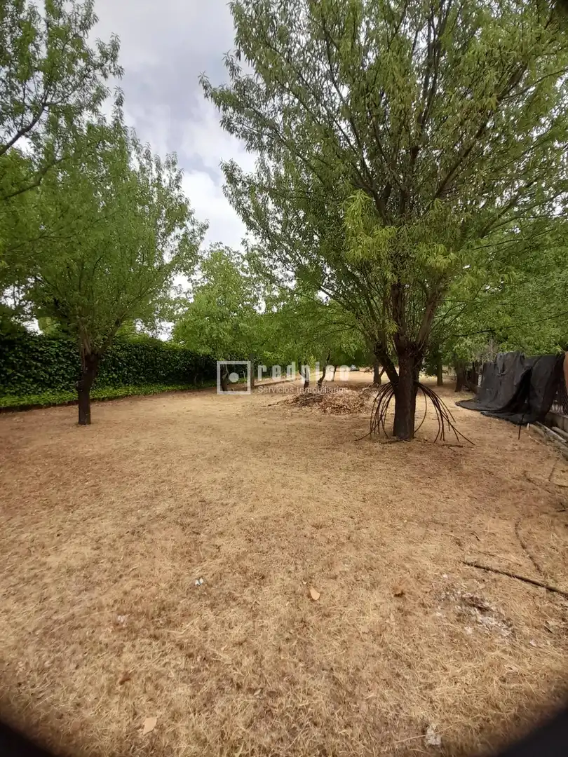 Casa o xalet en venda en Valdaracete amb Calefacció, Jardí privat i Terrassa