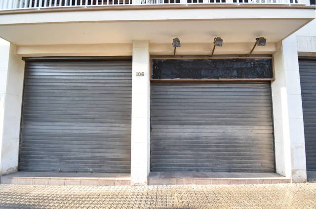 Local comercial en Alquiler en  MARITIM, 106 en Barri del Mar