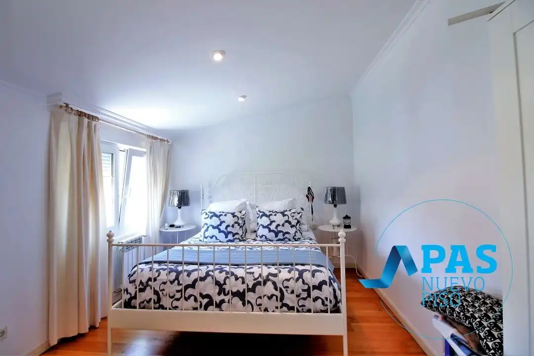 Bedroom of Houses for sale in Santander  with Heating, Private garden and Terrace