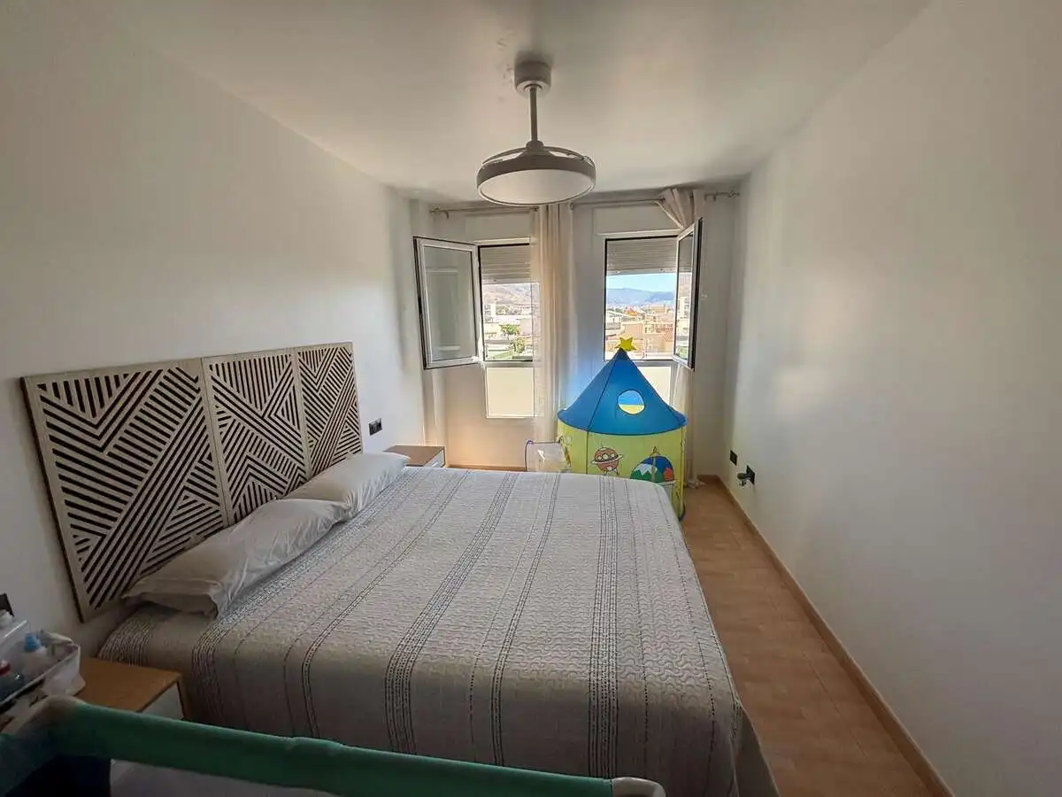 Habitación de Piso en venta en Vícar con Aire acondicionado, Terraza y Amueblado
